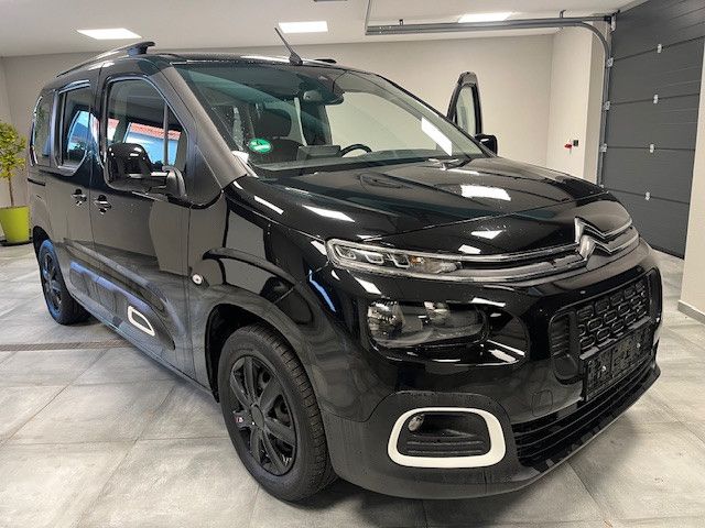 Citroen Berlingo 98.500 km 13.700 € Gersdorf 09355