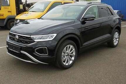 VW T-Roc 1.001 km 26.990 € Wernigerode 38855