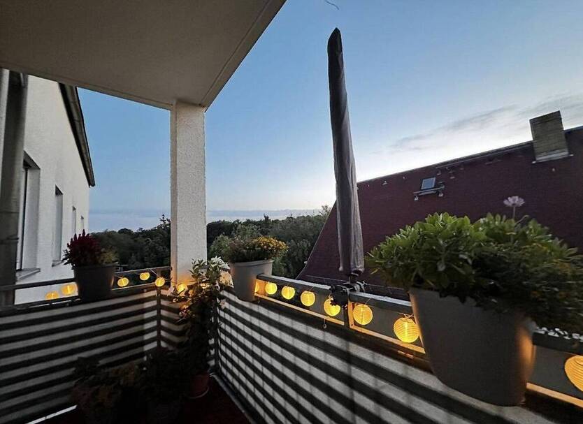 Helle 1-Raum-Wohnung mit Balkon & separater Küche in Leipzig - Stellplatz optional