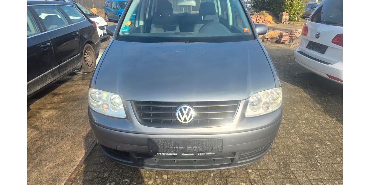 VW Touran 392.000 km 990 &euro; Uetersen 25436