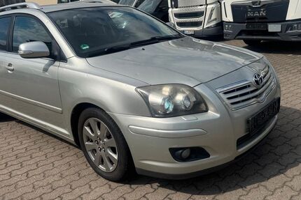 Toyota Avensis 1.758.865 km 2.500 &euro; Hamburg 22113