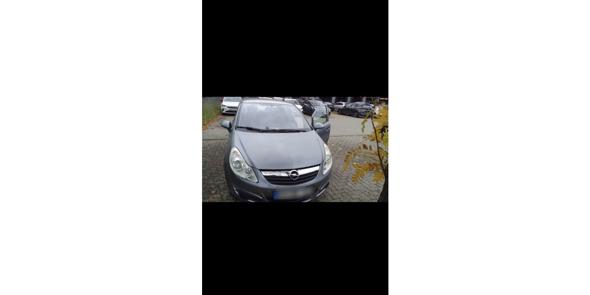 Opel Corsa D 135.000 km 2.999 &euro; MÜNCHEN 80313