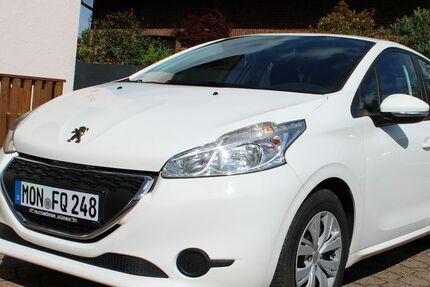 Peugeot 208 87.200 km 6.500 &euro; Simmerath 52152