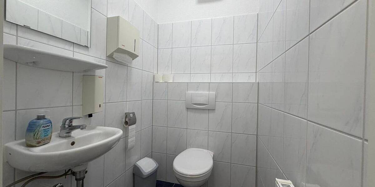 Gewerbeobjekt Stuhr Brinkum - 5 Zimmer, 85 m&sup2;, 750&euro; | Angebot:26703175