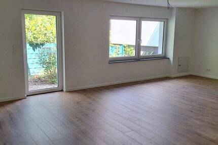 2-Zi-Wohnung Erstbezug nach Komplettsanierung, Nähe Koblenz