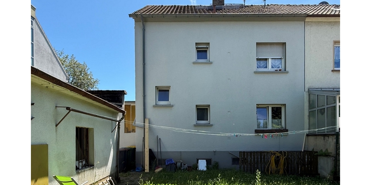 Frankfurt-Zeilsheim: Erbpacht- vermietetes DHH mit 2 Einheiten als Kapitalanlage - Doppelhaushälfte Frankfurt am Main Sindlingen | Angebot:26897691