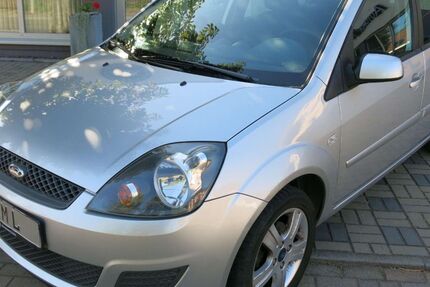 Ford Fiesta 68.000 km 4.990 € Lucka 04613