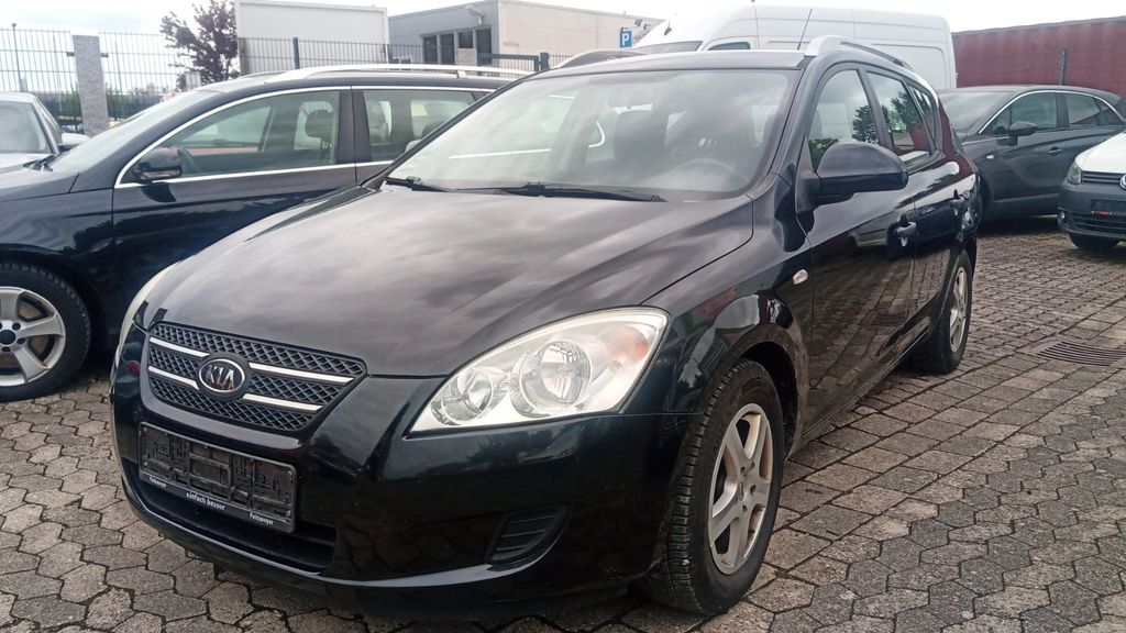 Kia ceed Sportswagon 312.000 km 1.499 &euro; Hildesheim 31137