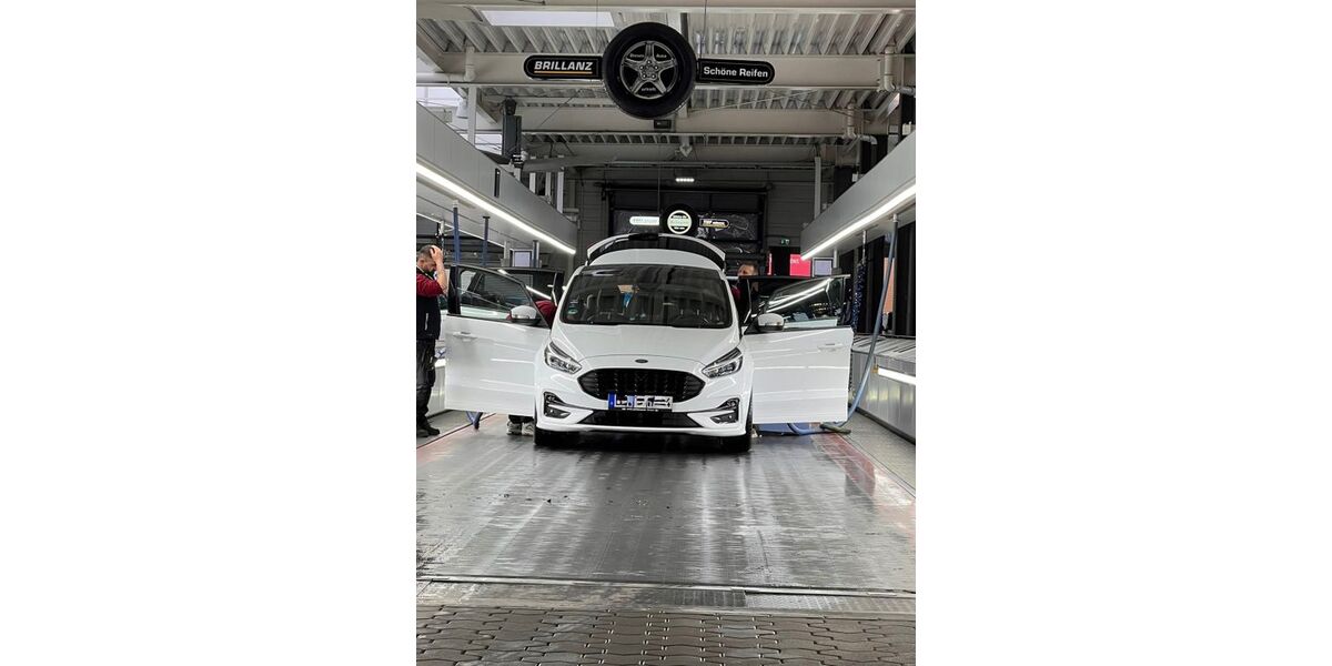 Ford S-Max 77.400 km 25.950 &euro; Pulheim 50259