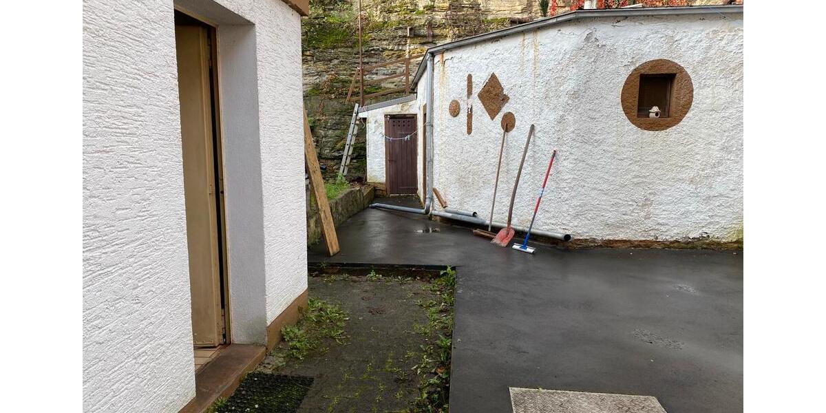 Mehrfamilienhaus, Wohnhaus Zell am Main - 6 Zimmer, 143 m&sup2;, 580.000&euro; | Angebot:26992712