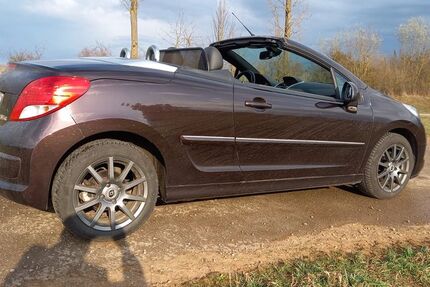 Peugeot 207 160.000 km 4.900 &euro; Marsberg 34431