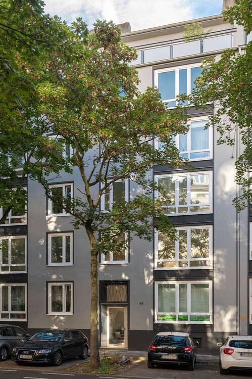 Wohnung zum Kaufen in Düsseldorf 469.500 € 67.22 m²