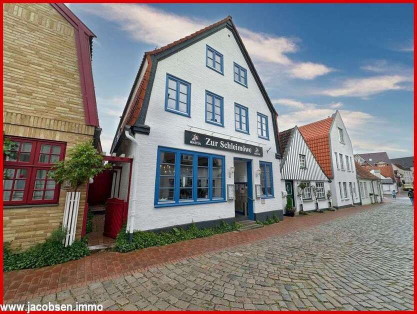 Haus zum Kaufen in Schleswig 525.000 € 162.63 m²