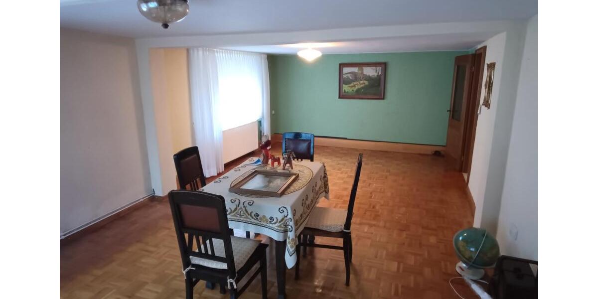 Einfamilienhaus Burbach - 5 Zimmer, 133 m&sup2;, 120.000&euro; | Angebot:26919094