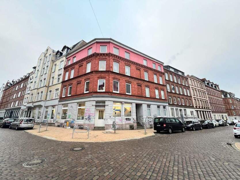 Historisches Gebäudeensemble in Kiel-Gaarden zimmer