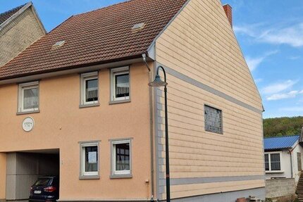 Waldkappel, 2-3 Familienhaus