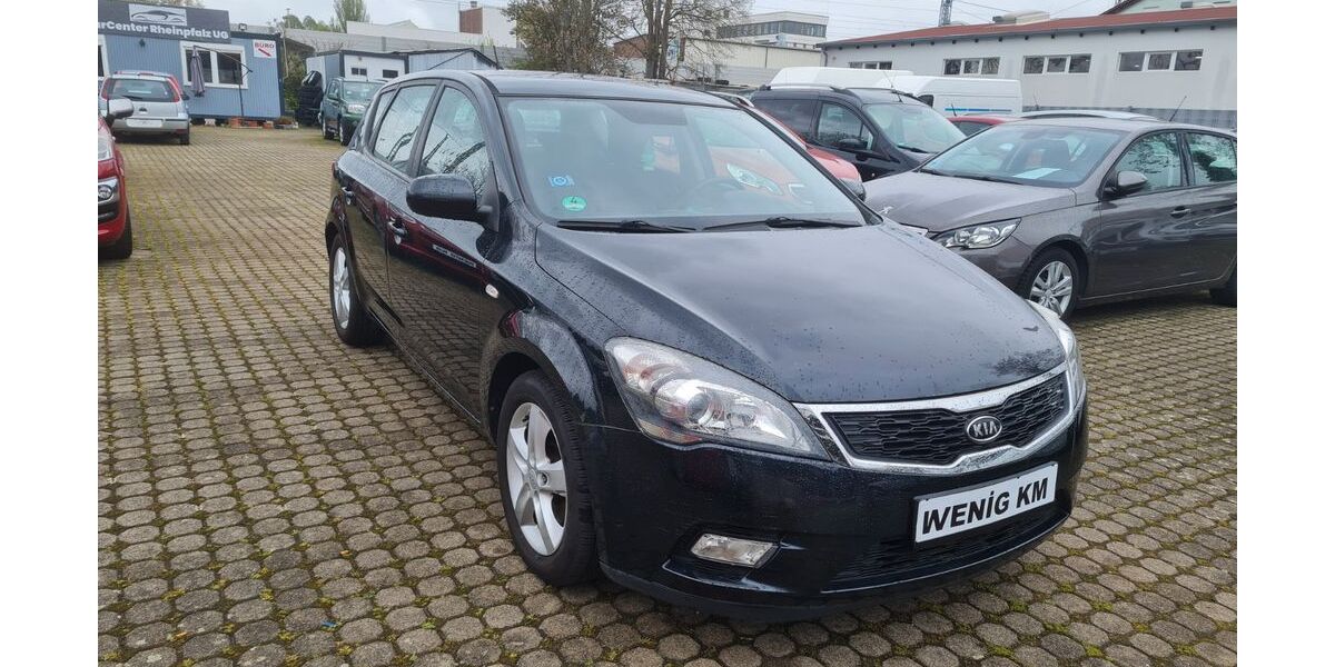 Kia ceed / Ceed 116.000 km 3.499 &euro; Ludwigshafen Am Rhein 67059
