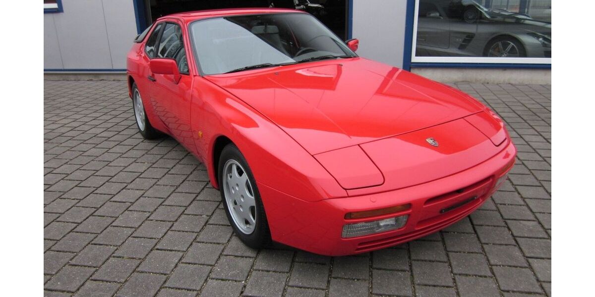 Porsche 944 83.840 km 29.999 &euro; Weißenhorn 89264