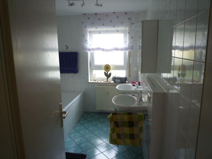Gepflegte 3-Zimmer Wohnung m. großem Balkon! - Etagenwohnung Langenbrettach | Angebot:26557723