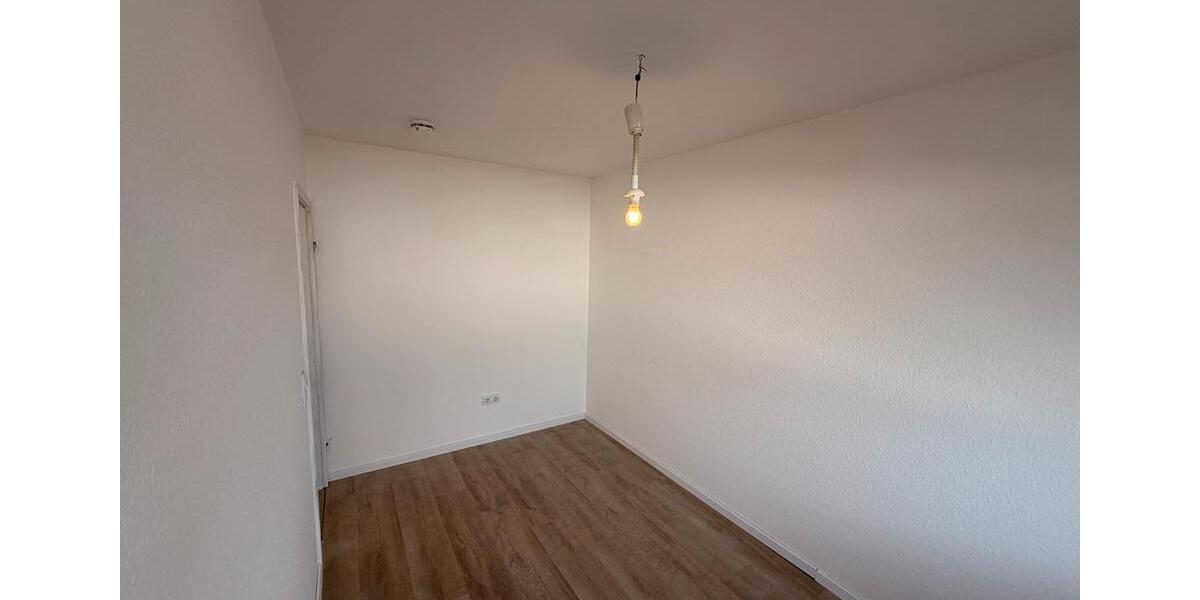 Erdgeschoßwohnung Eisenberg (Pfalz) - 3 Zimmer, 60 m&sup2;, 780&euro; | Angebot:26381947