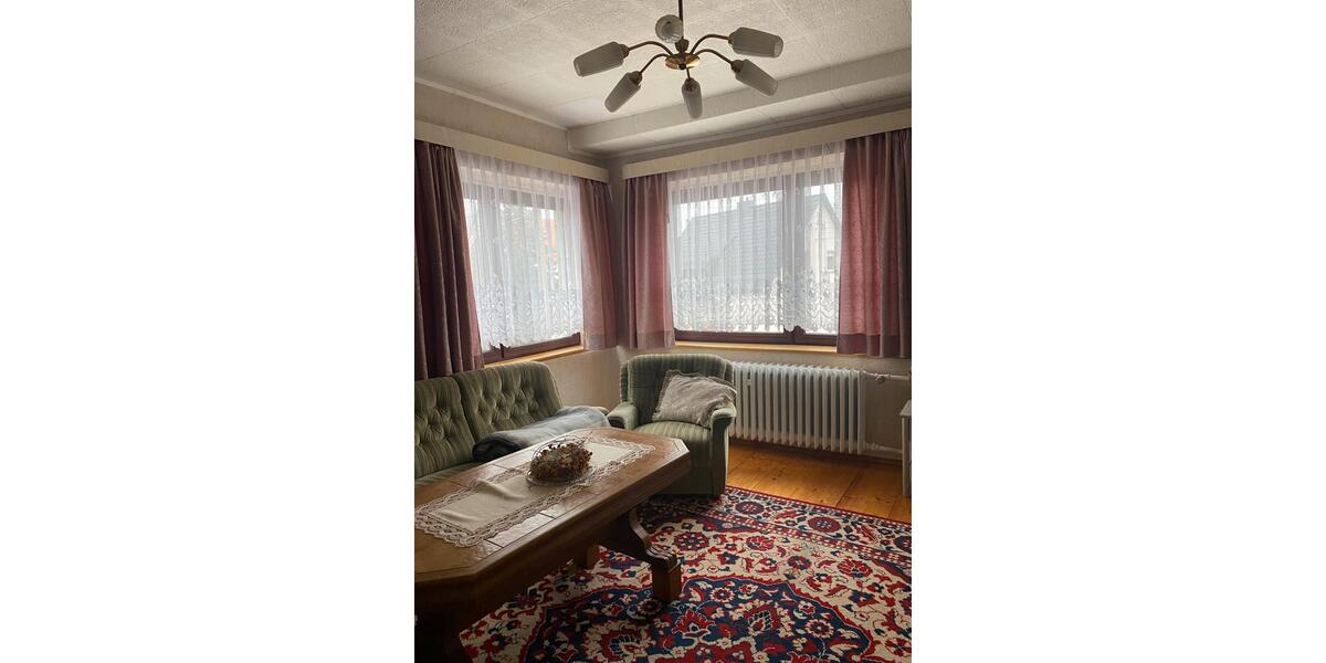 Einfamilienhaus Sondershausen - 5 Zimmer, 184 m&sup2;, 135.000&euro; | Angebot:24863007