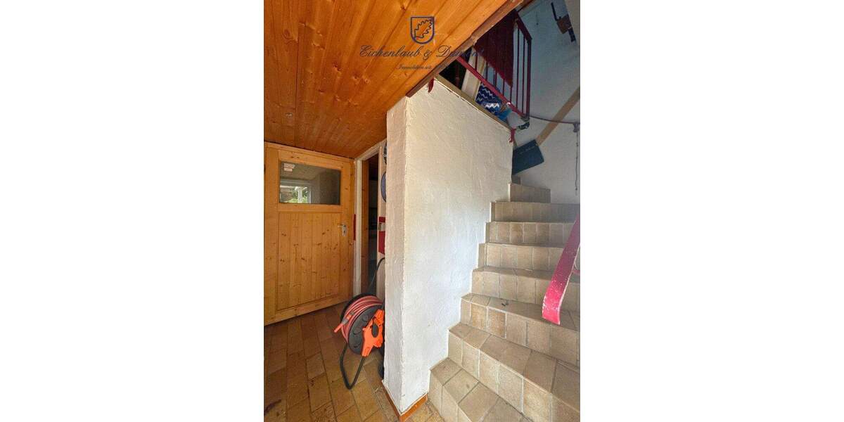 Einfamilienhaus mit Wintergarten, Garage + parkähnlichem Garten 6 zimmer