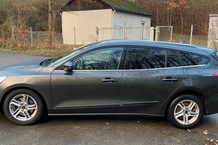 Ford Focus 100.000 km 9.950 &euro; Sinzig 53489