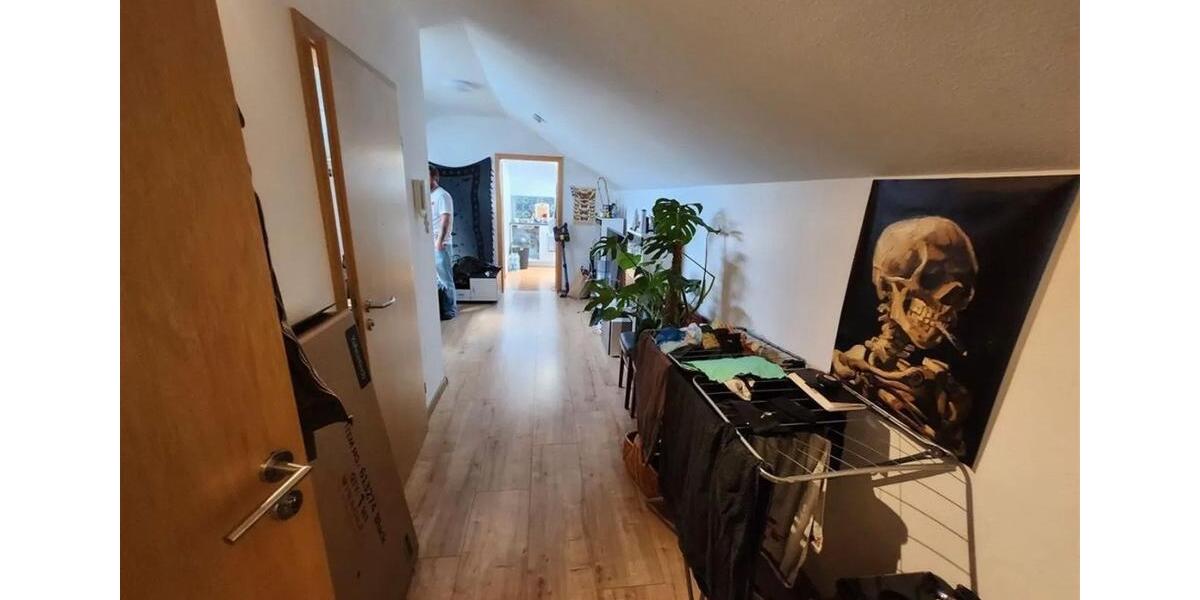 Dachgeschoßwohnung Ehingen (Donau) - 3 Zimmer, 64 m&sup2;, 155.000&euro; | Angebot:27096420