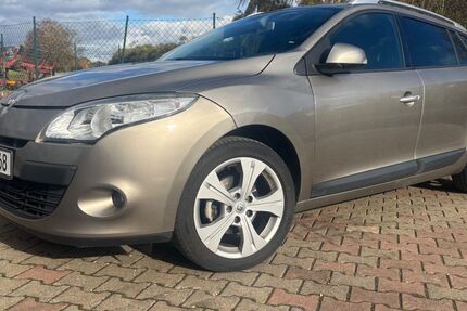 Renault Megane 220.000 km 2.990 &euro; Würzburg 97070