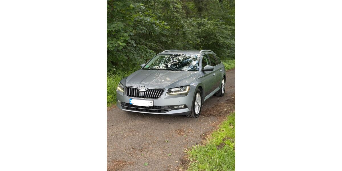 Skoda Superb 182.000 km 12.499 &euro; Blumenthal 28779