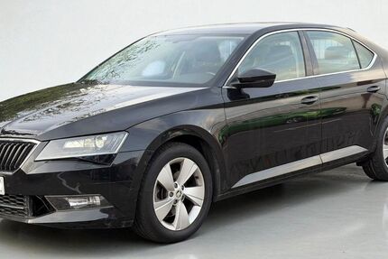 Skoda Superb 320.000 km 6.999 € Eppertshausen 64859