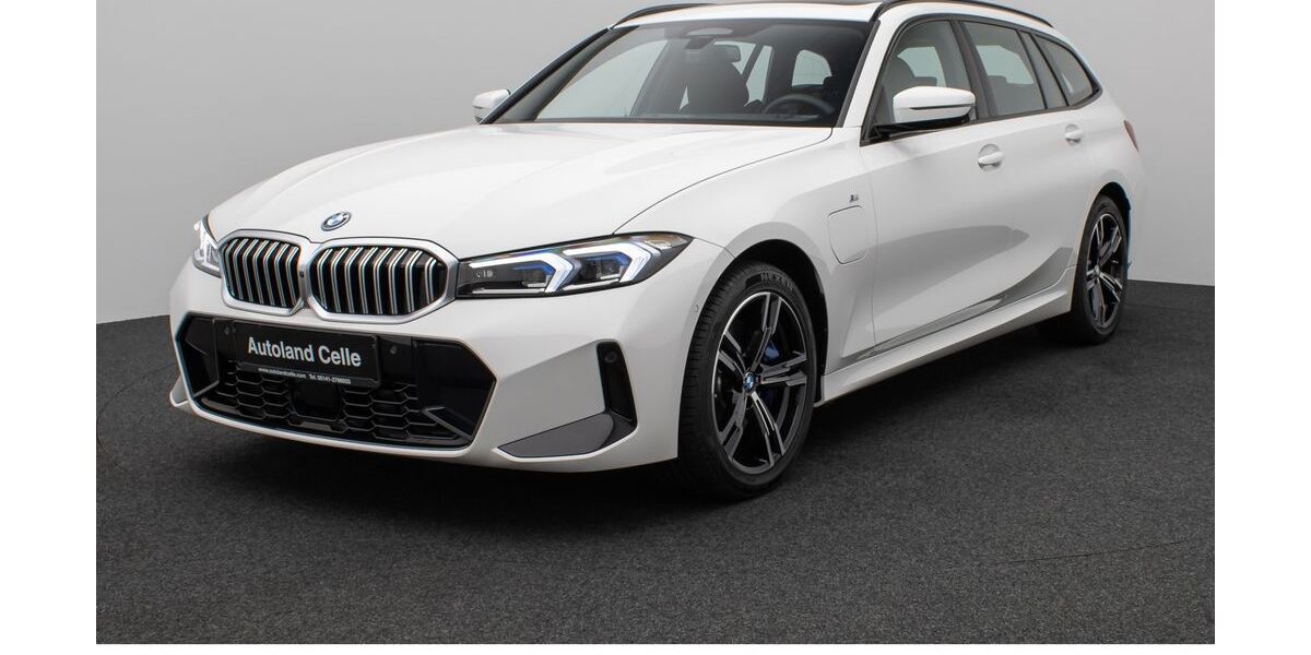 BMW 330 3.100 km 46.999 &euro; Celle 29225