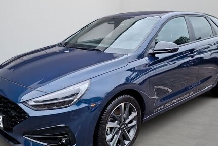 Hyundai i30 21.000 km 21.980 &euro; München 81825