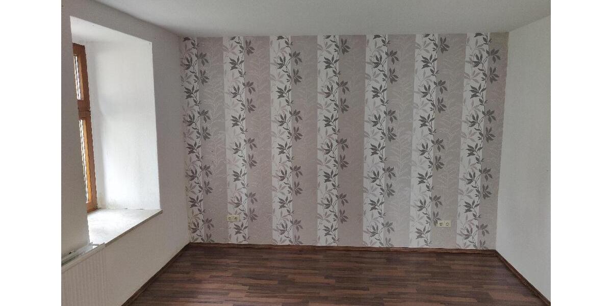 Etagenwohnung Eisleben (Lutherstadt) - 3 Zimmer, 72 m&sup2;, 350&euro; | Angebot:25571106