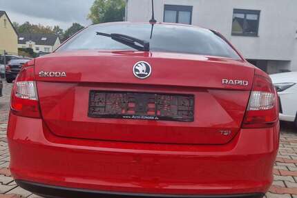 Skoda Rapid/Spaceback 10.600 km 7.900 € Hennef 53773
