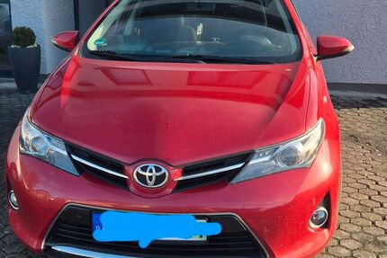 Toyota Auris 133.000 km 7.999 &euro; Wittlich 54516