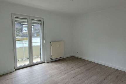 Wohnung Idar-Oberstein Oberstein - 4 Zimmer, 75 m&sup2;, 540&euro; | Angebot:26795833