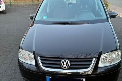VW Touran 322.200 km 1.200 &euro; Herford 32049