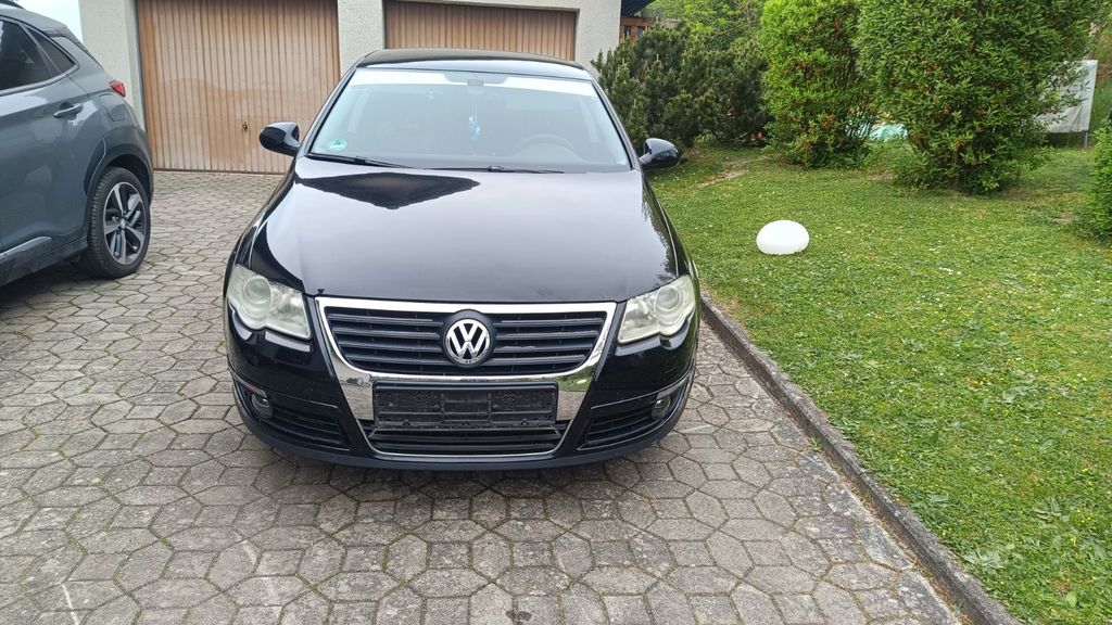 VW Passat 214.500 km 2.500 &euro; Königsberg i.Bay. 97486