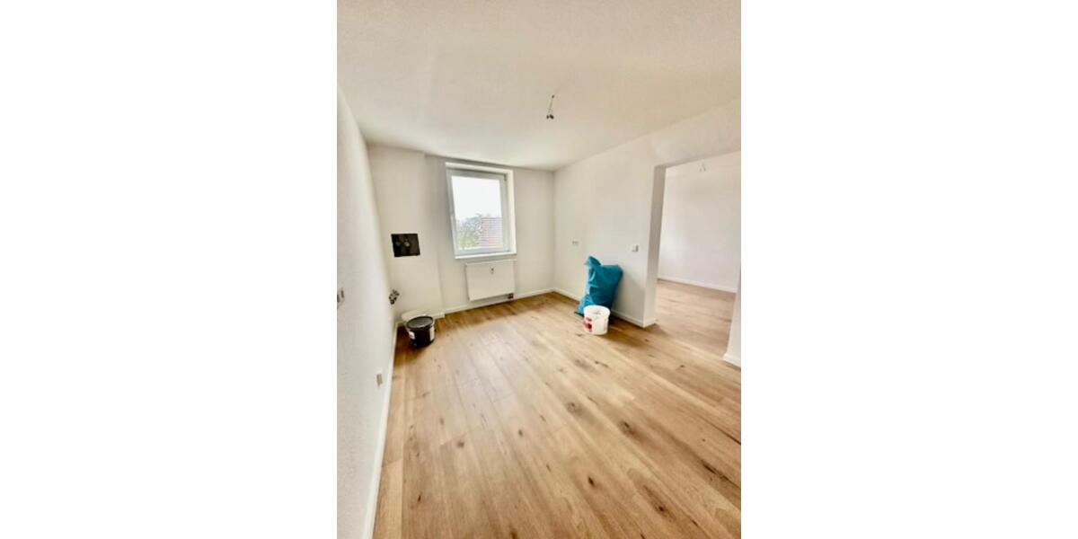 Etagenwohnung Bitterfeld-Wolfen Greppin - 3 Zimmer, 84 m&sup2;, 630&euro; | Angebot:25614501