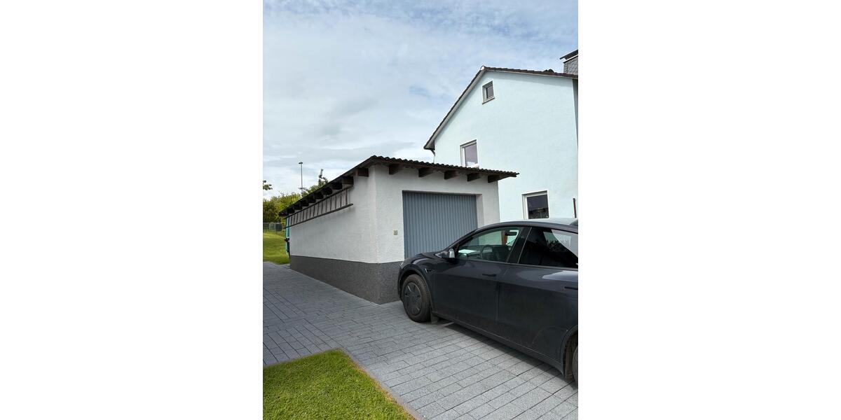 Einfamilienhaus Frankenberg (Eder) - 6 Zimmer, 140 m&sup2;, 375.000&euro; | Angebot:26835339