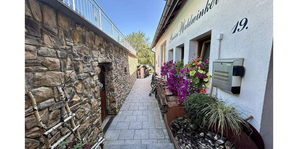 Gewerbeobjekt Lenzkirch - 1 Zimmer, 870.000&euro; | Angebot:25745151
