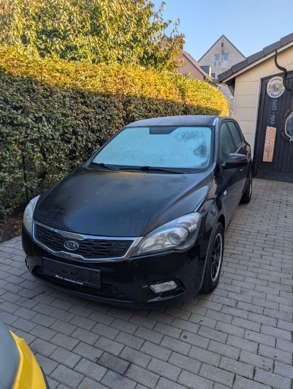 Kia ceed / Ceed 237.451 km 2.100 € Oberkotzau 95145