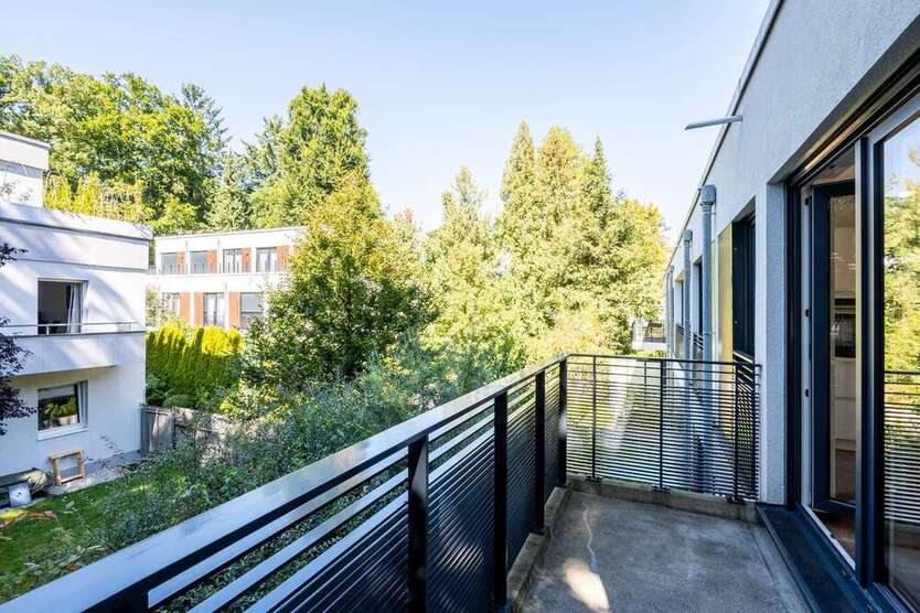 Provisionsfrei: Moderne 3-Zimmer-Wohnung mit Balkon & Stellplatz in München-Harlaching 3 zimmer