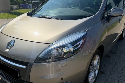 Renault Scenic 170.530 km 4.900 &euro; Trappenkamp 24610