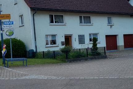 Haus mit Garten & Garagen zur Miete 6 zimmer
