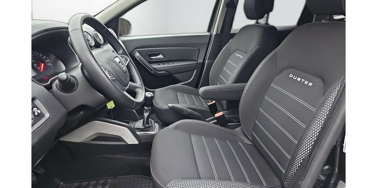 Dacia Duster II Prestige Standheizung, Kamera, Navi 51.165 km 13.980 &euro; Schwalbach/Taunus 65824