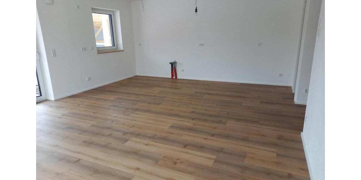 Erdgeschoßwohnung Freystadt - 3 Zimmer, 91 m&sup2;, 1.183&euro; | Angebot:26226829