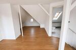 Dachgeschoßwohnung Weinheim - 2 Zimmer, 64 m&sup2;, 820&euro; | Angebot:26563799