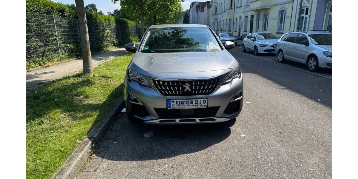 Peugeot 3008 105.200 km 18.000 &euro; Essen 45141
